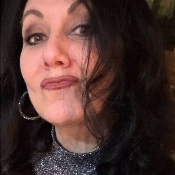 Meet your Posher, Stacy - Picture 16 of 16